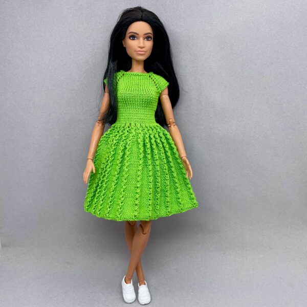 МК. Платье с ажурным подолом