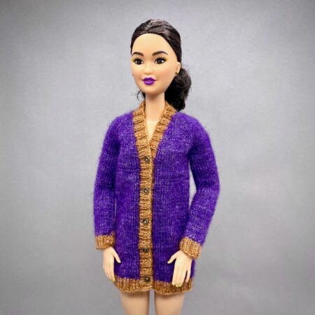 МК. Кардиган с V­‐образным вырезом на пуговицах