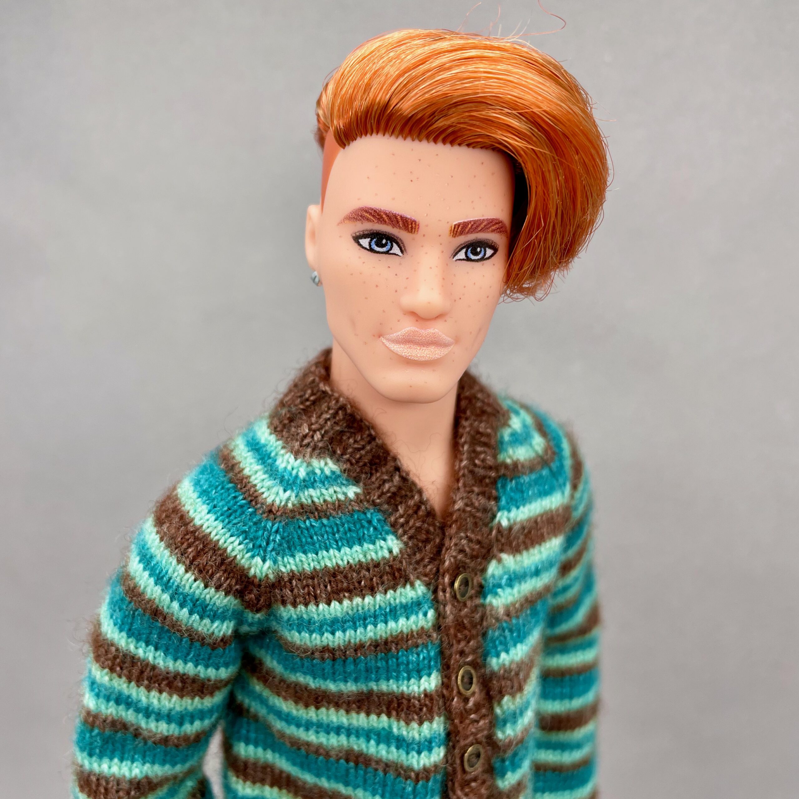 МК. Классический кардиган в полоску для Кена — изображение 5